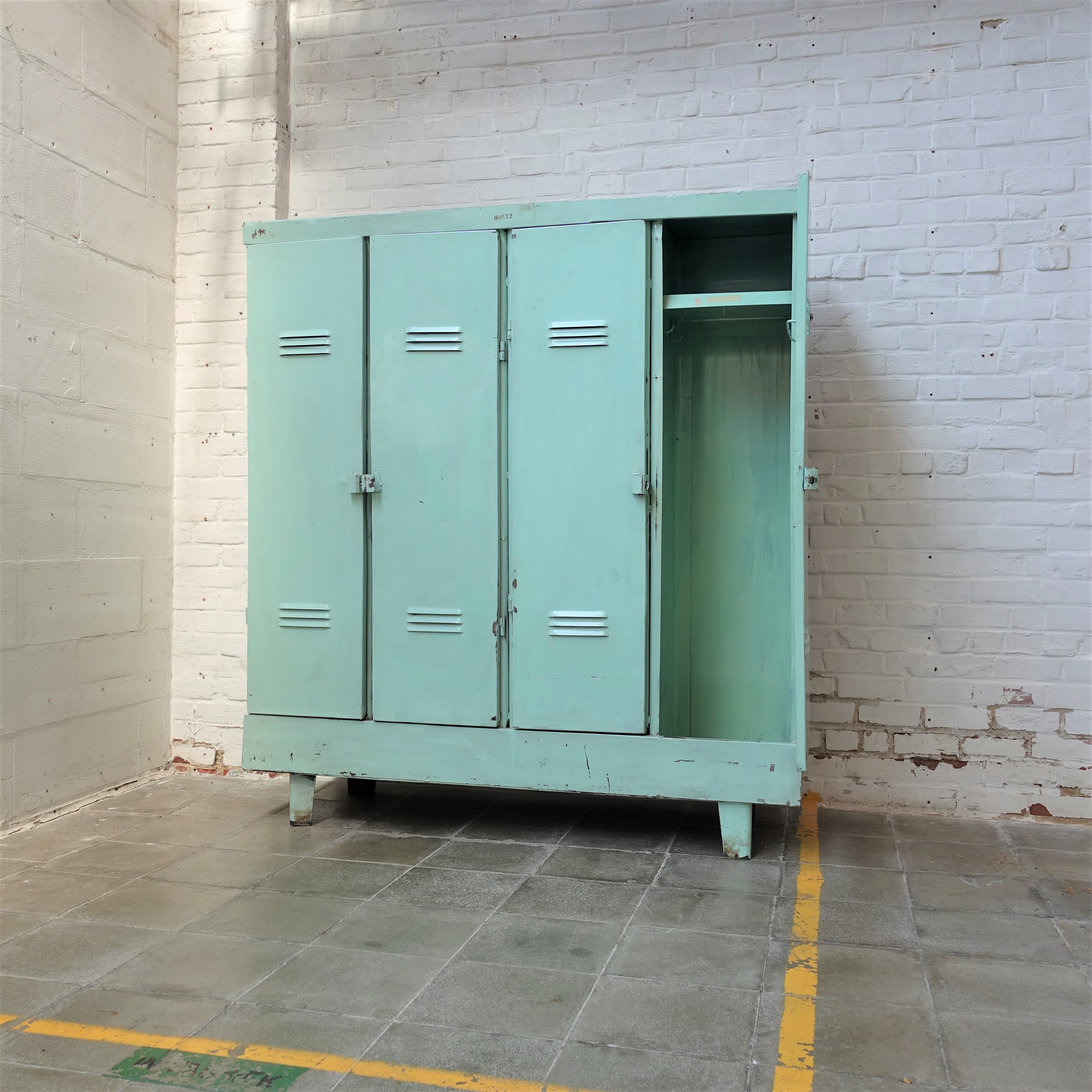 Eerlijkheid Opschudding conservatief Vintage turquoise locker | Bold Design